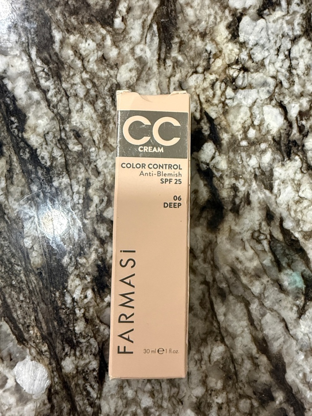 Farmasi CC Cream Color Control - 06 Deep SPF 25 - Picture 3 of 4